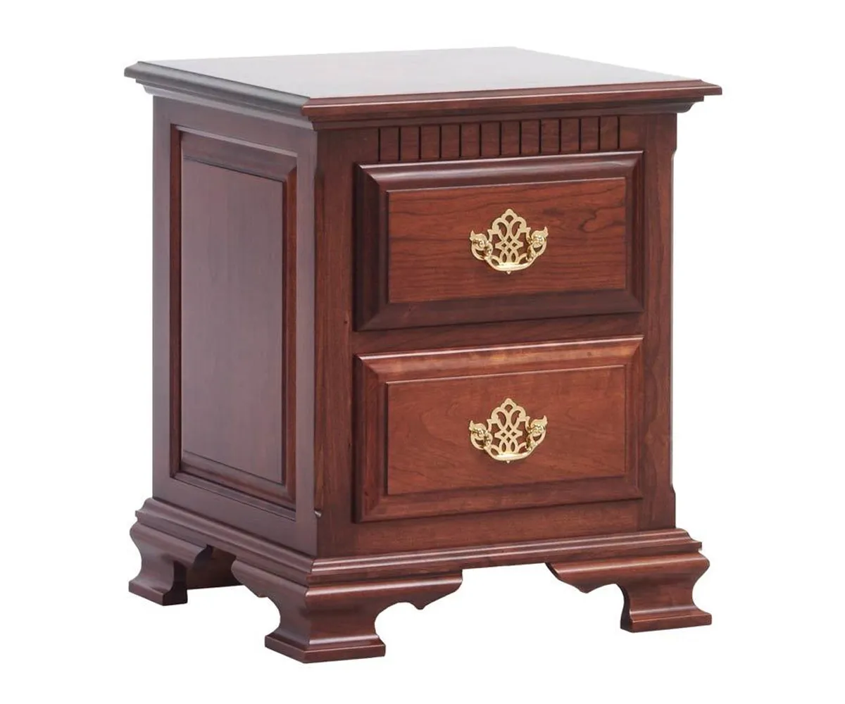 Victoria's Tradition Nightstand